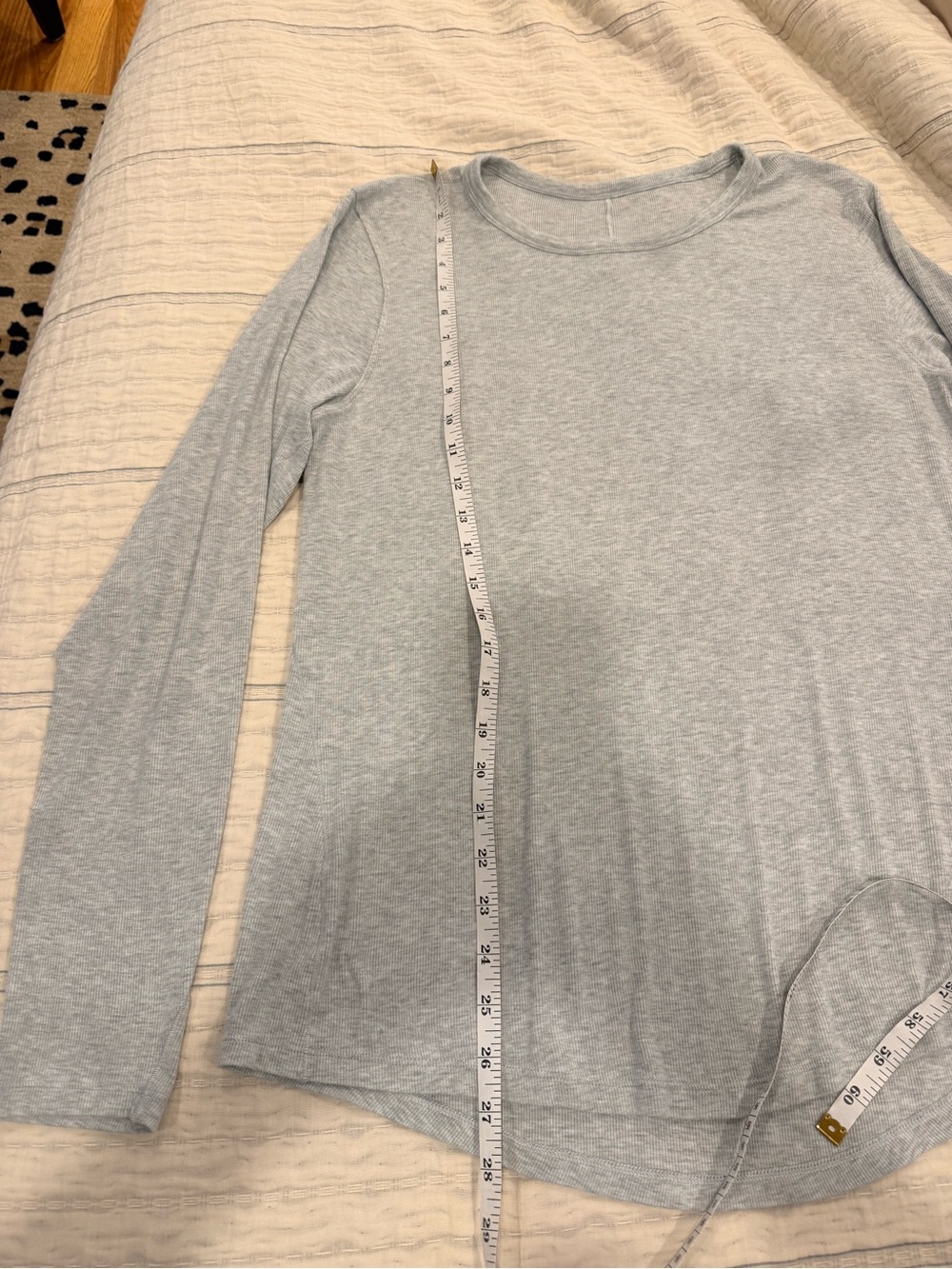 lululemon athletica Hold Tight Light Gray Long-Sleeve Crew Top - Picture 6 of 15